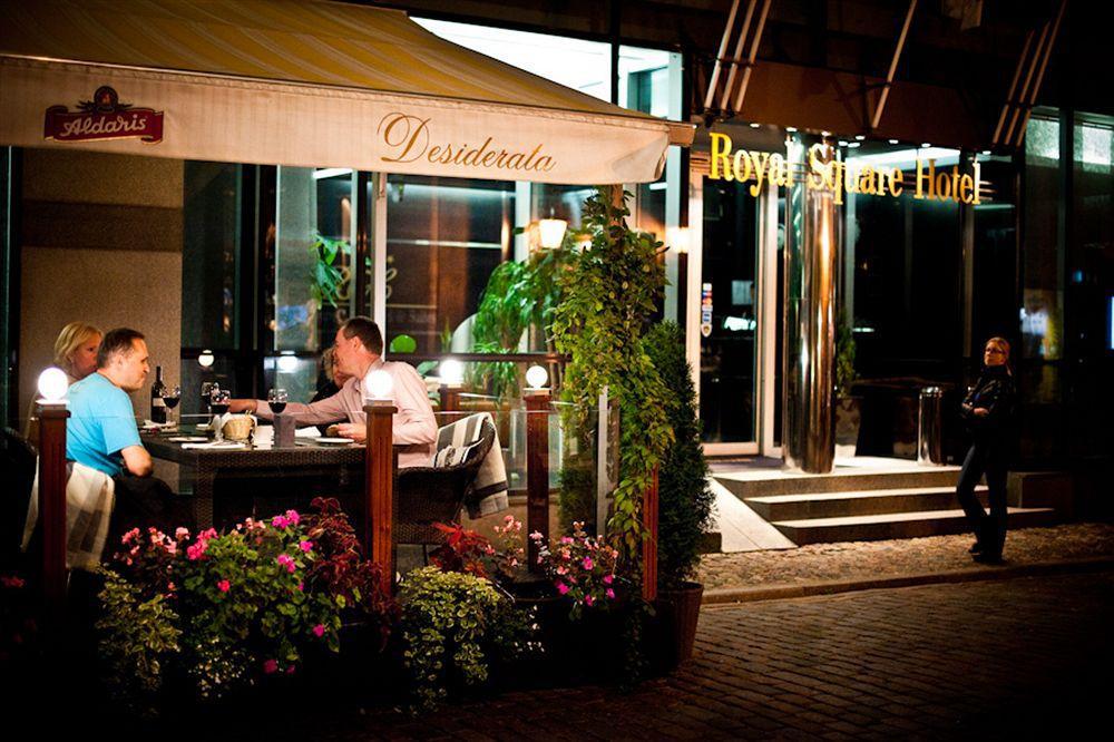 Royal Square Hotel & Suites Рига Екстериор снимка