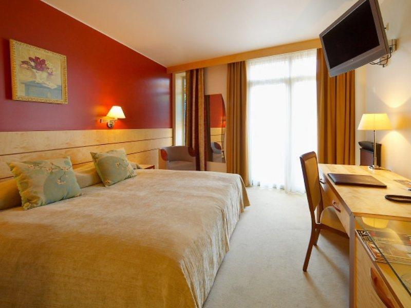 Royal Square Hotel & Suites Рига Екстериор снимка
