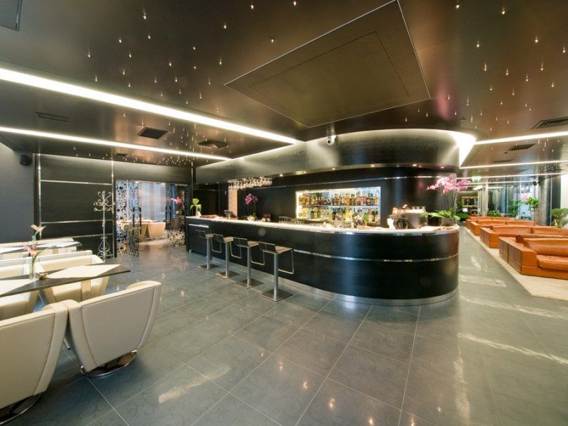 Royal Square Hotel & Suites Рига Екстериор снимка