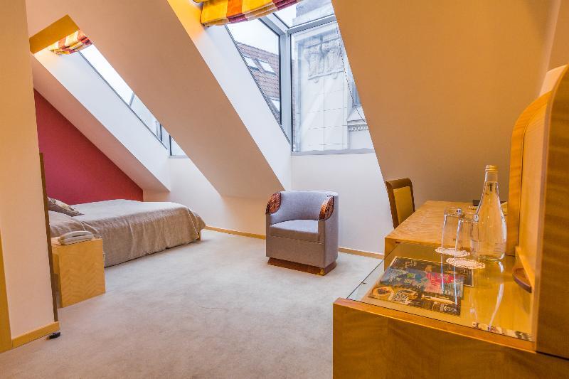 Royal Square Hotel & Suites Рига Екстериор снимка
